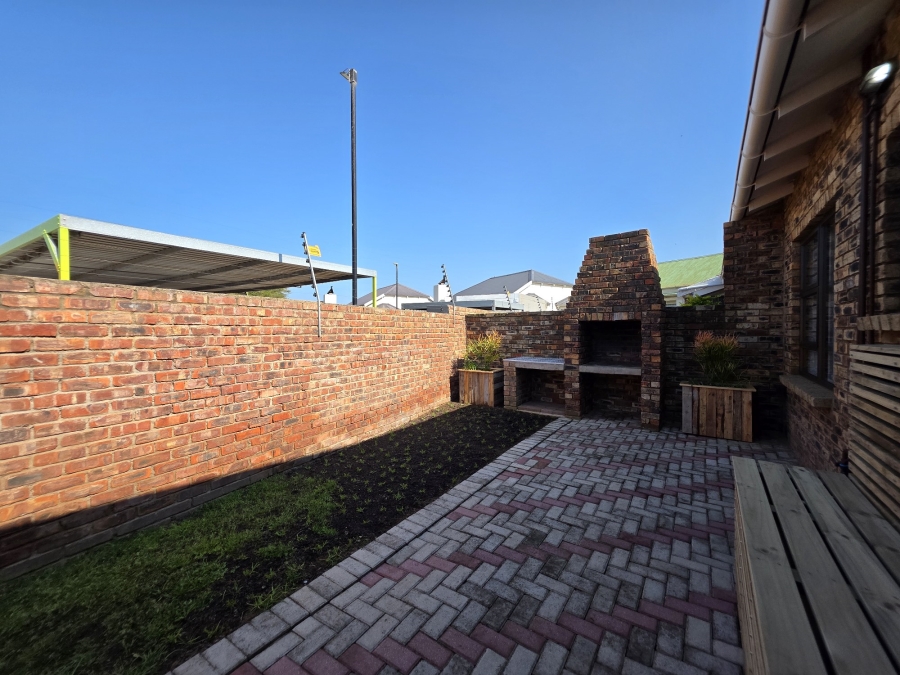 2 Bedroom Property for Sale in Jeffreys Bay Central Eastern Cape